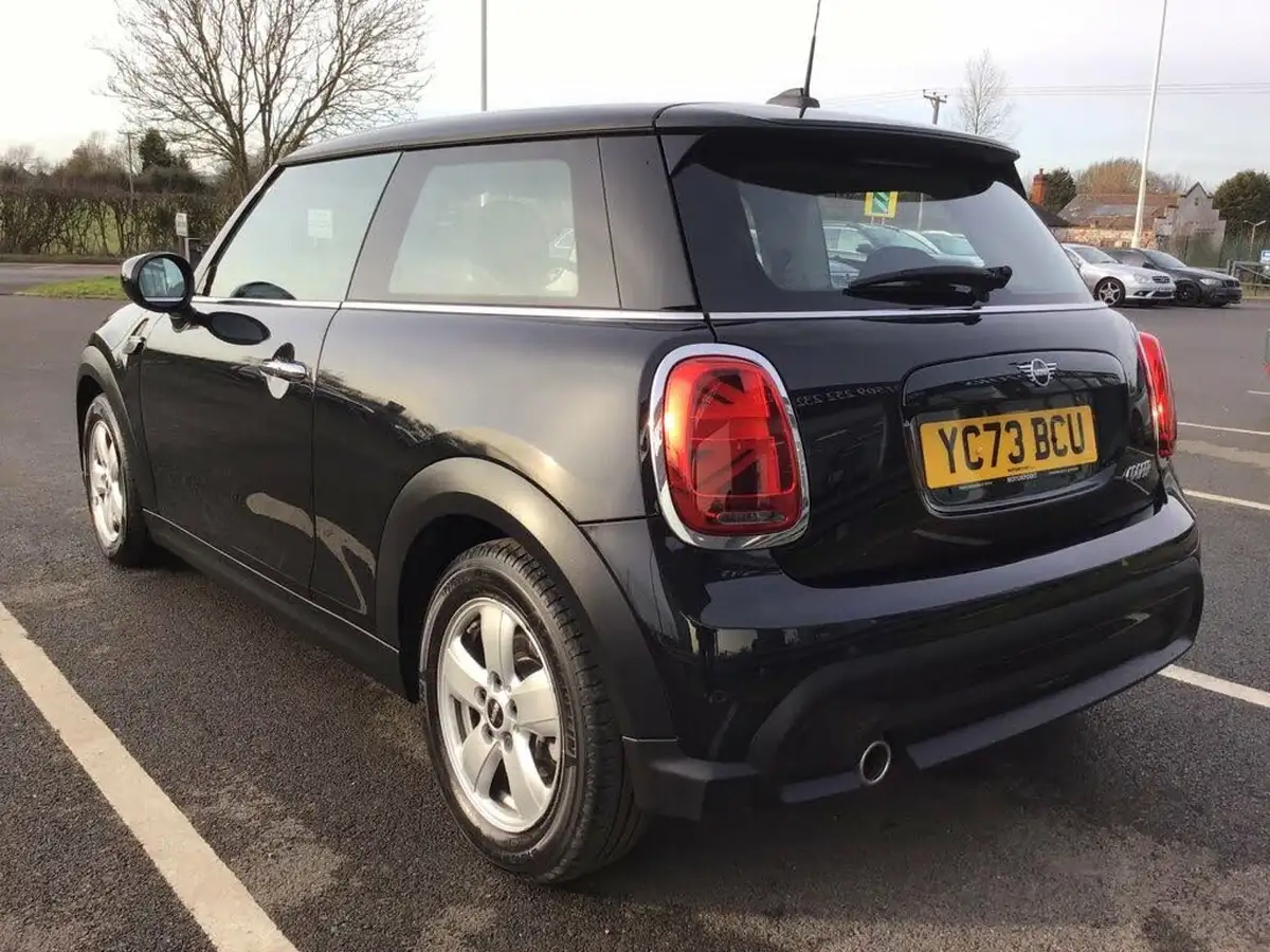 2023-mini-cooper-15-cooper-classic-premium-auto-hatchback-3d-auto-big-4