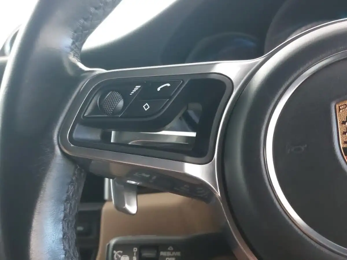 2019-porsche-macan-29-v6-turbo-big-13