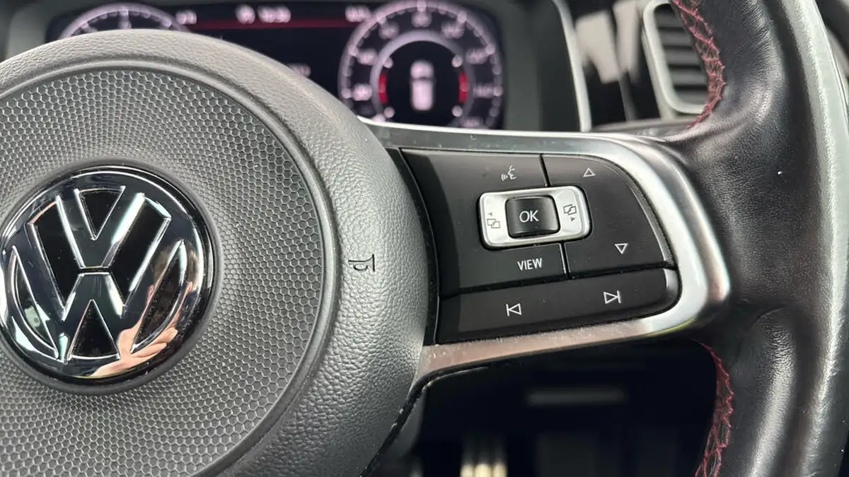 2020-volkswagen-golf-20-tsi-gti-performance-5d-dsg-big-20