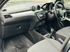 2019-suzuki-swift-12-dualjet-attitude-small-25