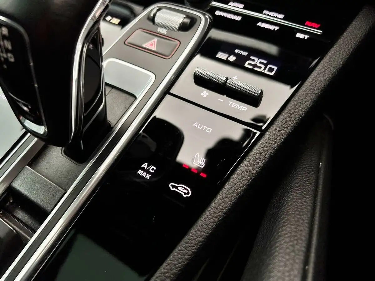 2023-porsche-cayenne-30-v6-platinum-edition-station-wagon-big-79