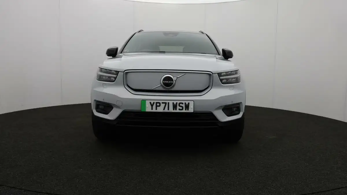 2021-volvo-xc40-e-twin-recharge-plus-big-1