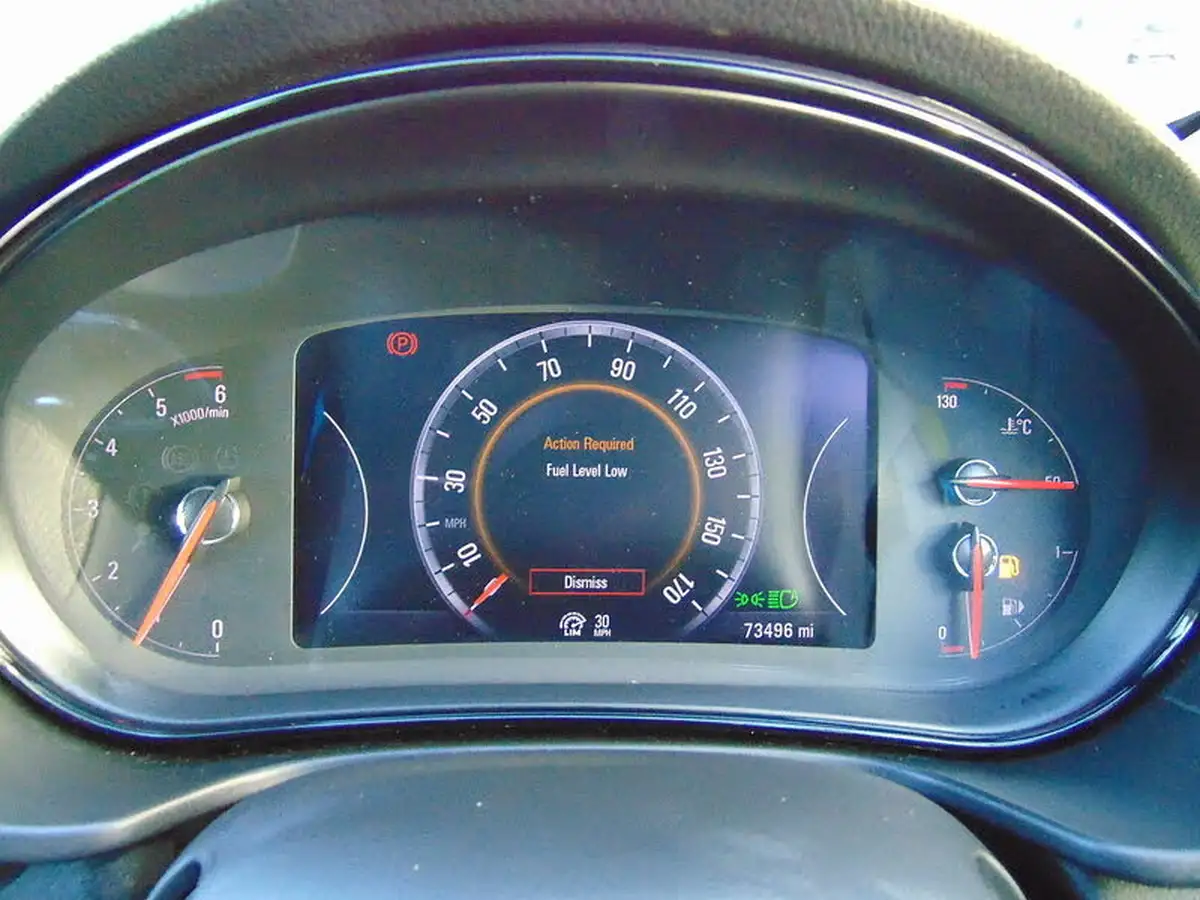 2015-vauxhall-insignia-20cdti-elite-nav-ecoflex-ss-hatchback-5d-big-29