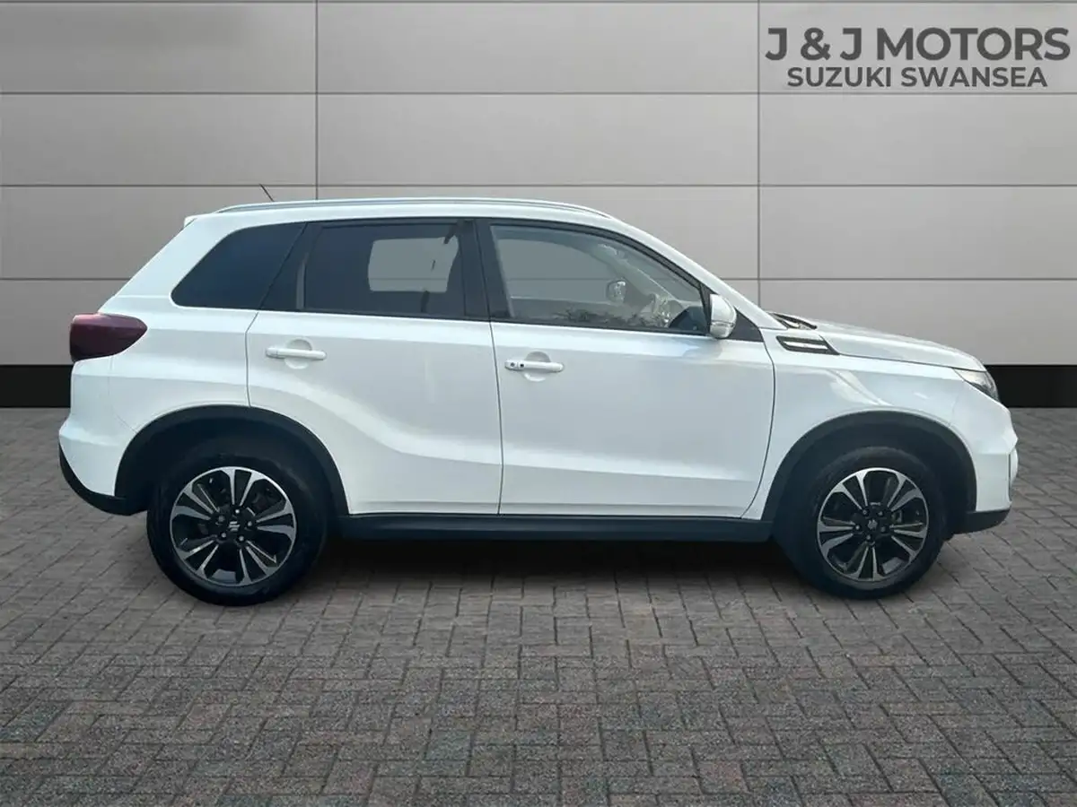2023-suzuki-vitara-15-sz5-big-7