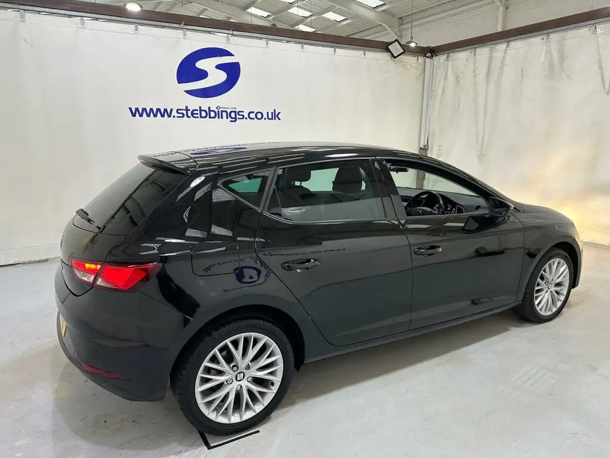 2019-seat-leon-15-tsi-evo-se-dynamic-hatchback-big-6