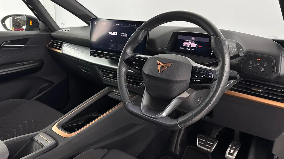 2023-cupra-born-e-v1-204ps-big-8