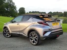 2017-toyota-c-hr-12-dynamic-small-2