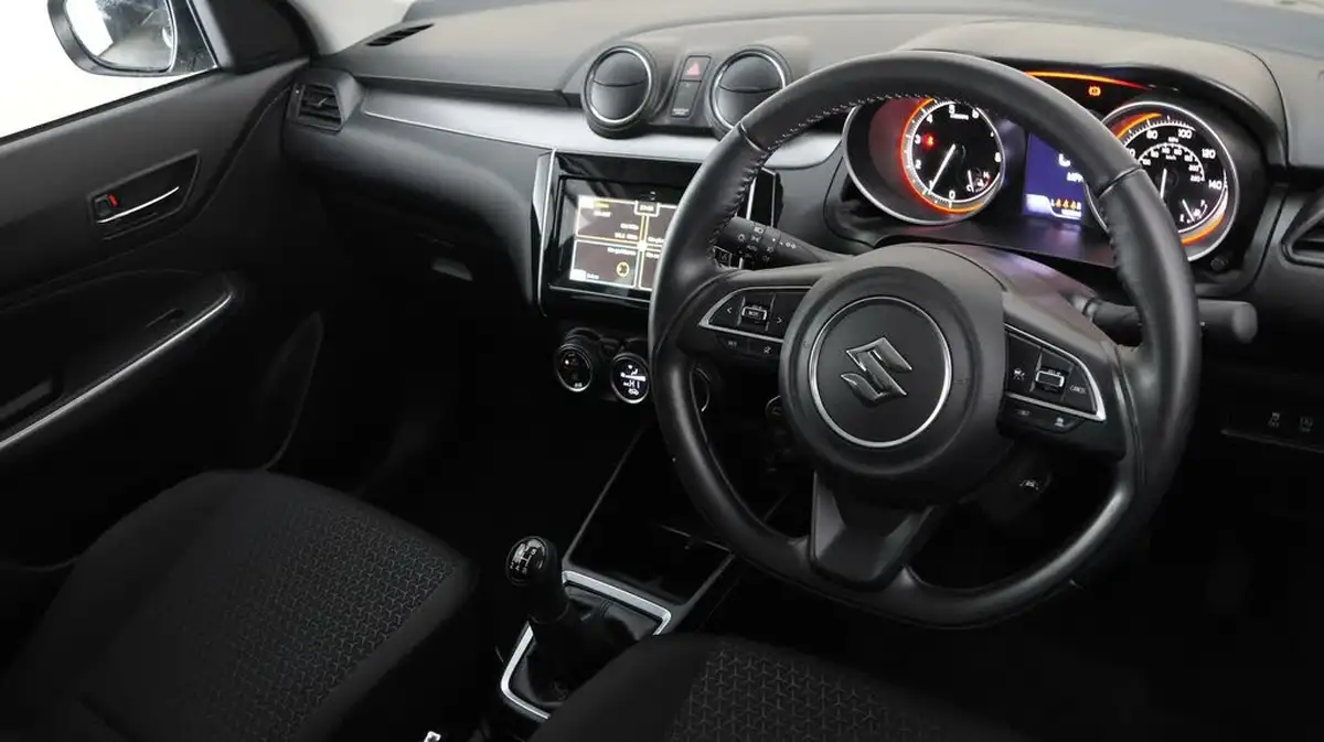2022-suzuki-swift-12-dualjet-sz5-big-9