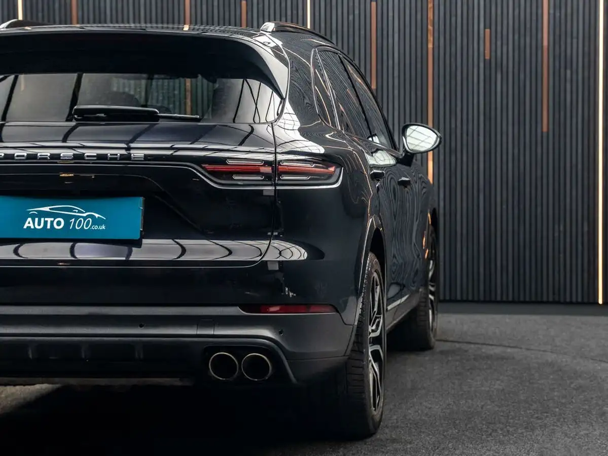 2020-porsche-cayenne-30-v6-s-big-14