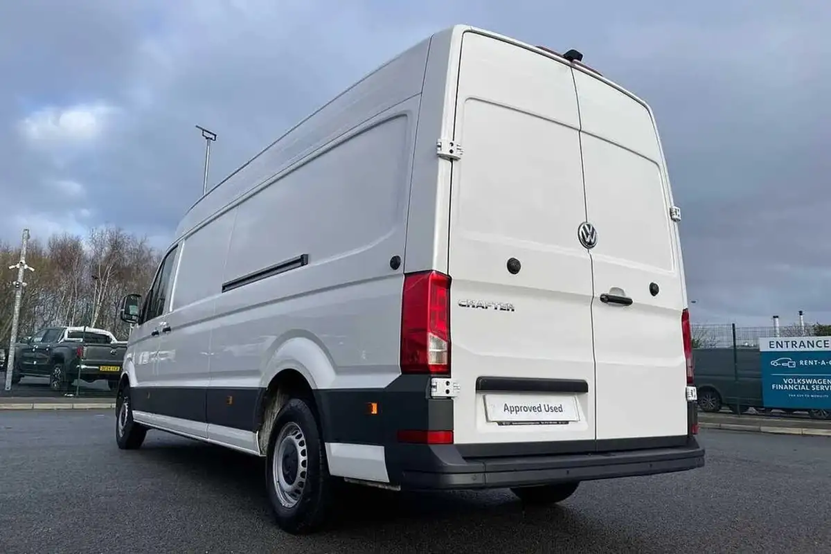 2022-volkswagen-crafter-20tdi-cr35-lwb-trendline-140pseu6dt-e-auto-big-14