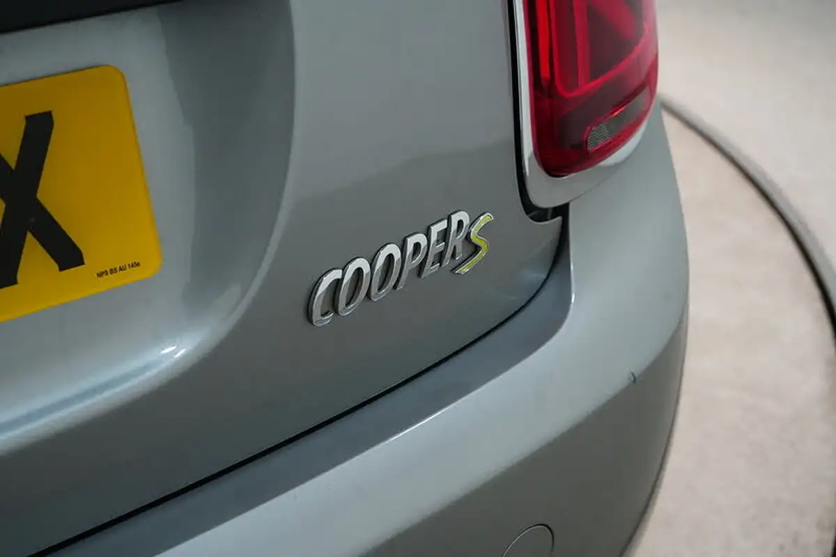 2022-mini-cooper-e-cooper-s-3-big-15