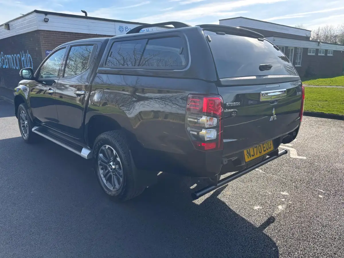 2020-mitsubishi-l200-22di-d-trojan-auto-big-4