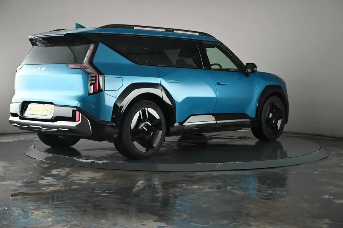 2024-kia-ev9-e-gt-line-s-7-big-27