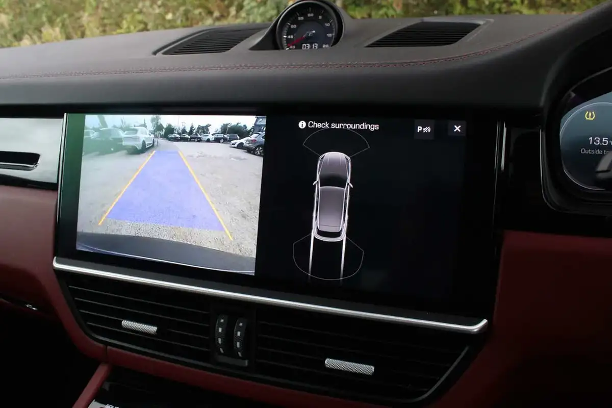 2020-porsche-cayenne-30-v6-station-wagon-big-13