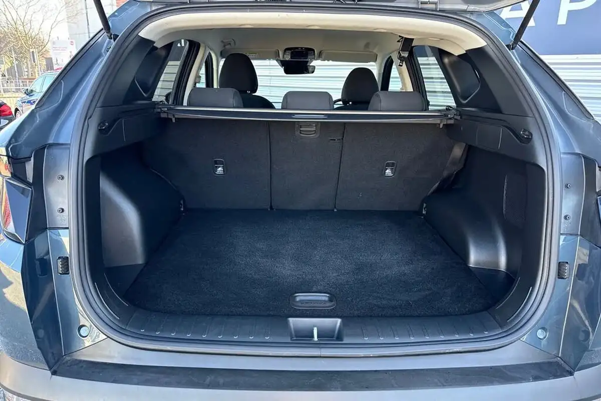 2023-hyundai-tucson-16-t-gdi-premium-150ps-48-volt-mhev-dct-big-9