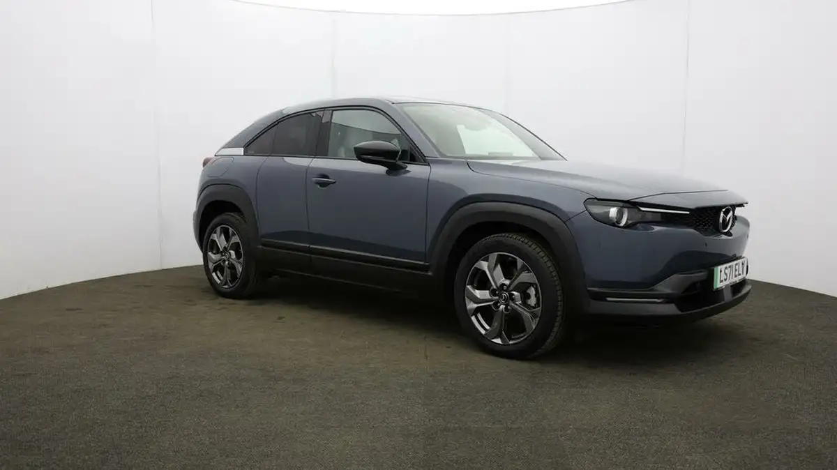 2021-mazda-mx-30-e-sport-lux-big-39