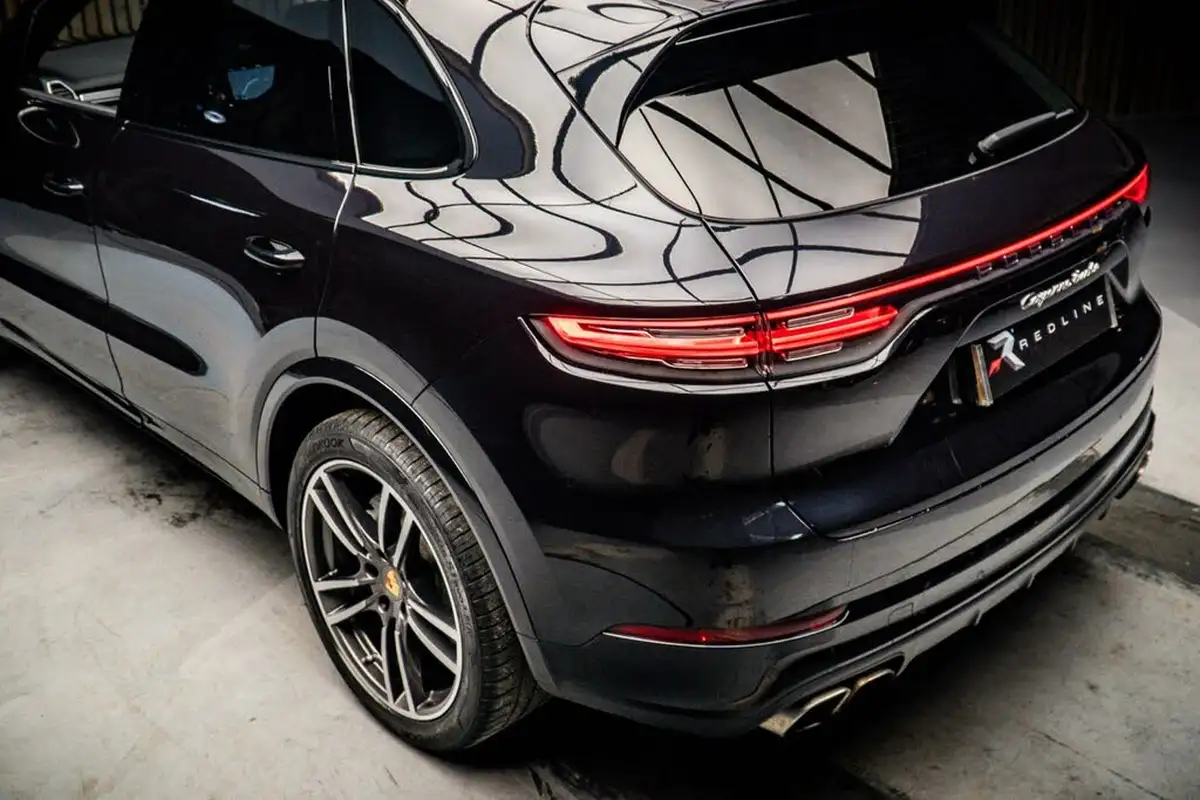 2018-porsche-cayenne-40-v8-turbo-big-17