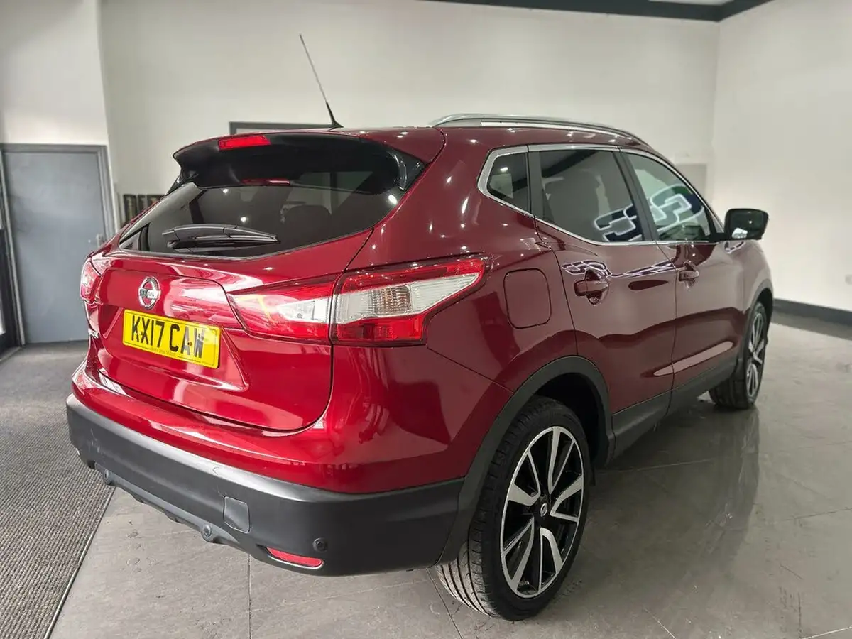 2017-nissan-qashqai-15dci-tekna-big-11