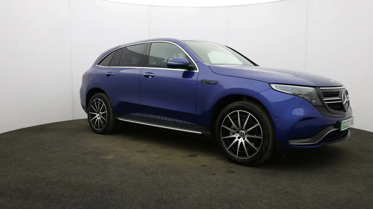 2022-mercedes-benz-eqc-e-eqc-400-amg-line-big-0