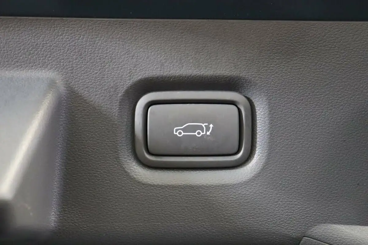 2021-hyundai-ioniq-5-e-ultimate-305ps-73kwh-awd-big-26