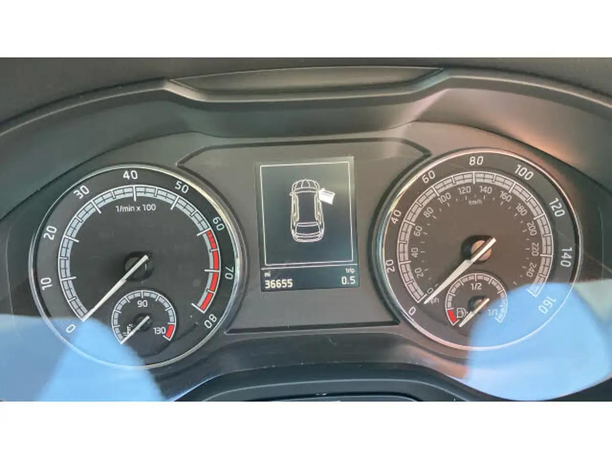 2022-skoda-karoq-10-tsi-se-big-10
