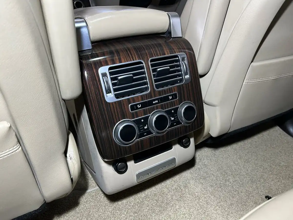 2014-land-rover-range-rover-30tdv6-vogue-big-25