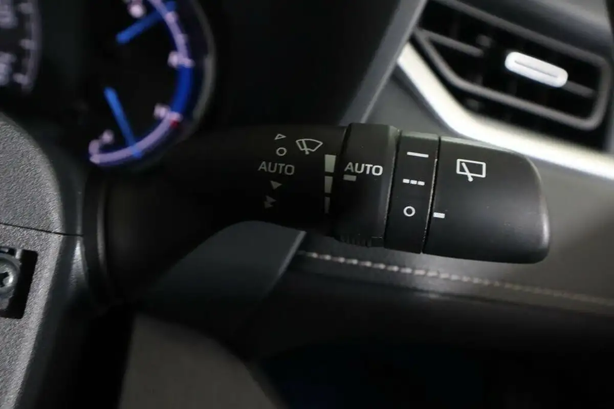 2020-toyota-rav4-25-vvt-i-excel-219bhp-big-27