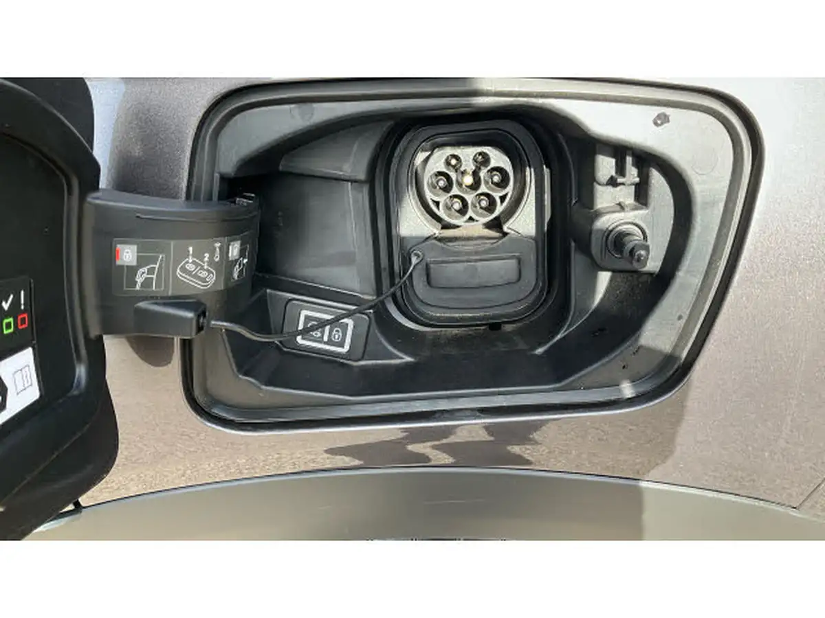 2021-ds-ds-3-crossback-e-tense-prestige-big-16