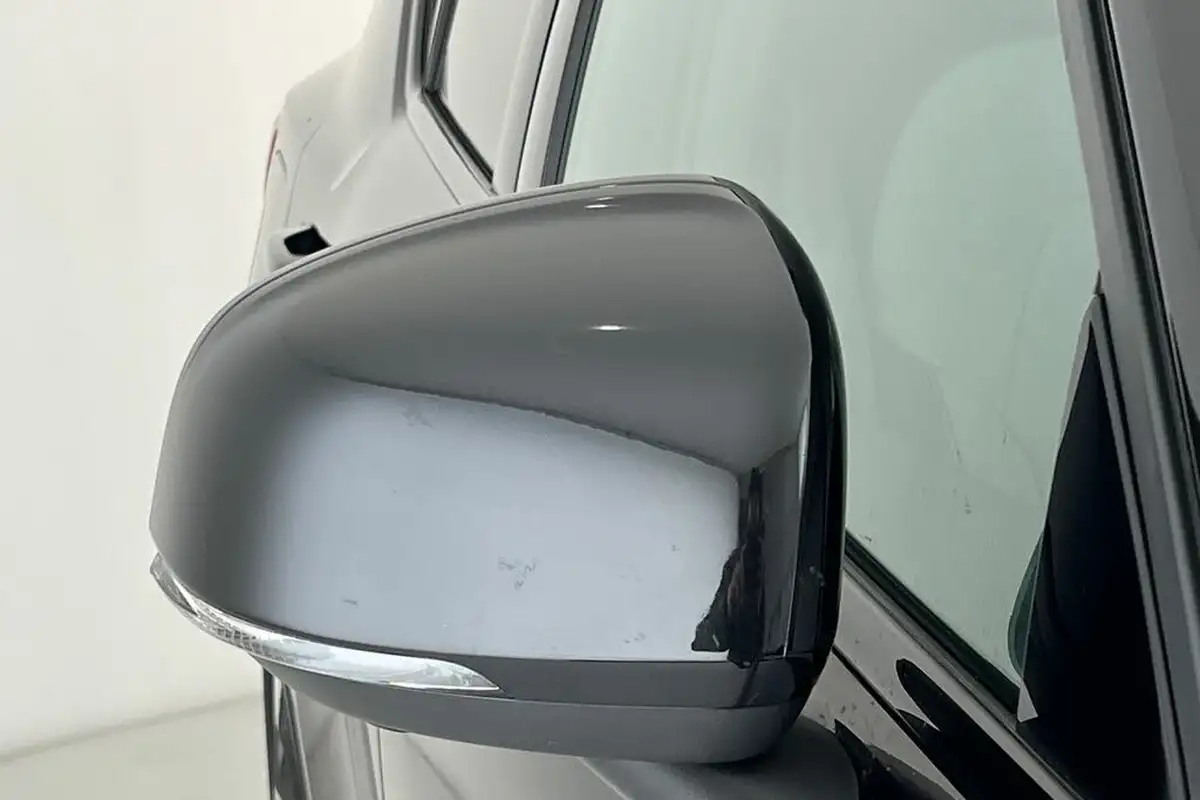 2024-volvo-xc40-20-b3-plus-big-18