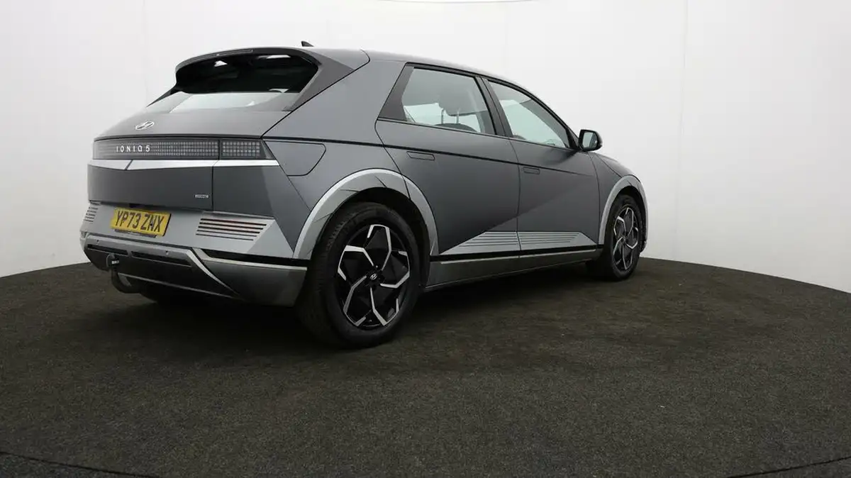 2023-hyundai-ioniq-5-e-premium-325ps-77kwh-awd-big-76
