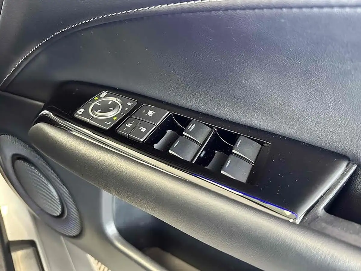 2013-lexus-gs-450h-35-premier-auto-big-47