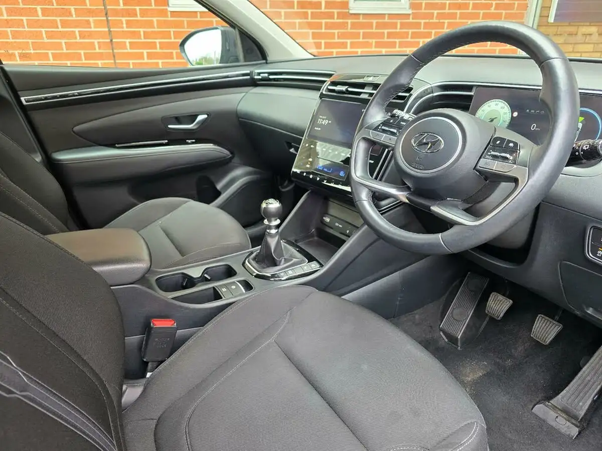 2022-hyundai-tucson-16-t-gdi-premium-150ps-big-14