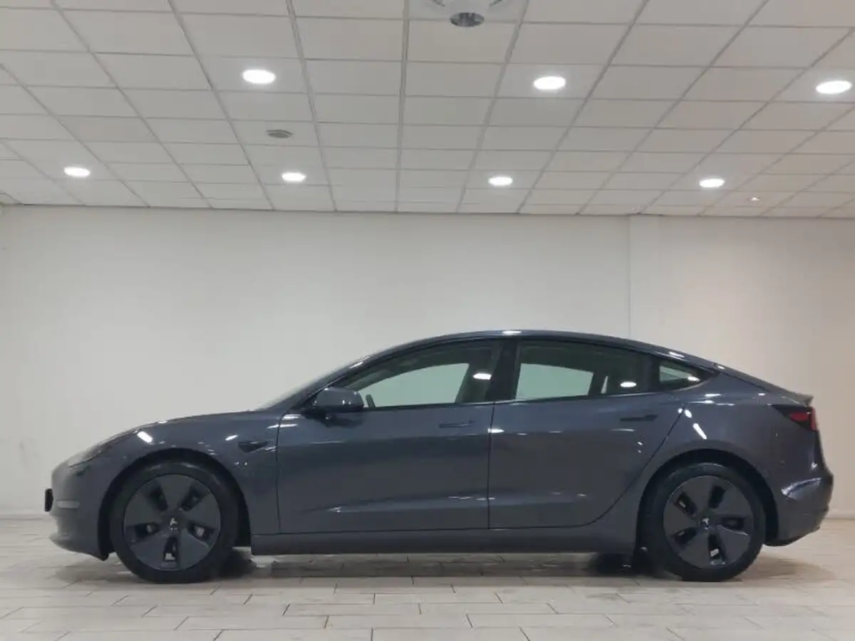 2021-tesla-model-3-e-long-range-awd-big-3