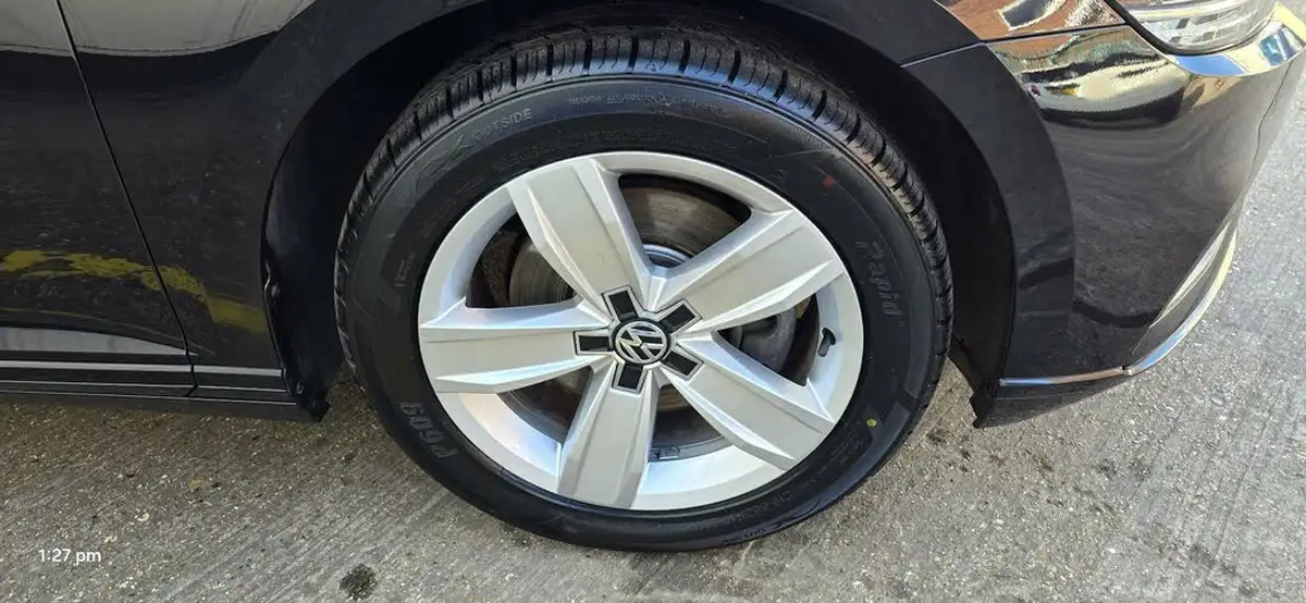 2020-volkswagen-passat-20tdi-se-nav-150ps-estate-5d-big-18
