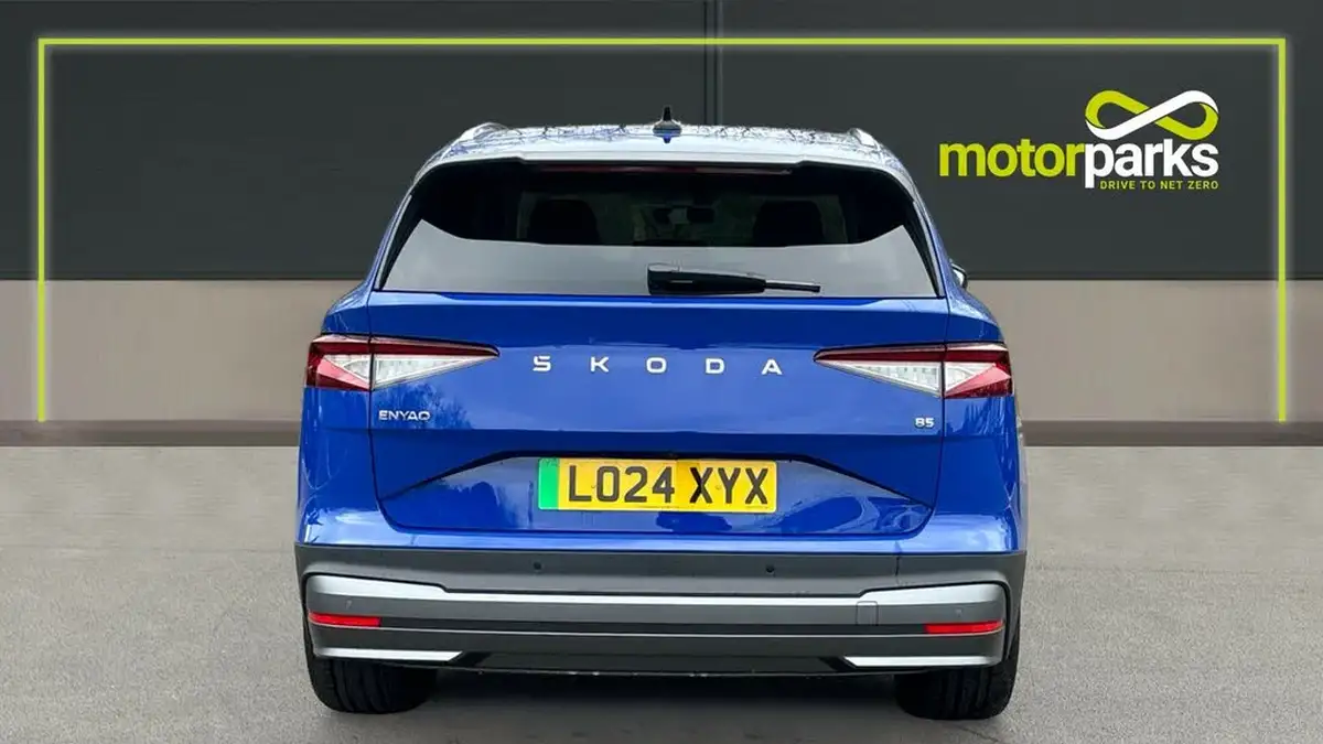 2023-skoda-enyaq-e-85-edition-station-wagon-big-3