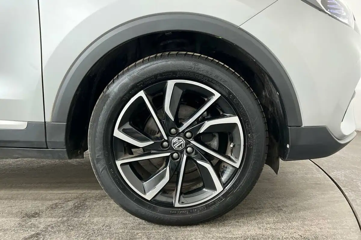 2022-mg-zs-suv-15-vti-tech-exclusive-big-10