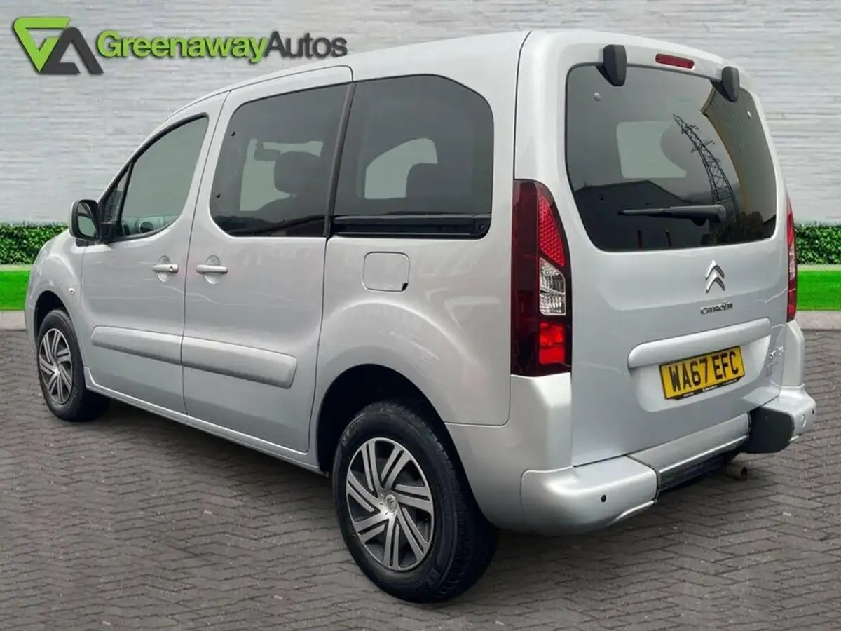 2017-citroen-berlingo-16bluehdi-multispace-feel-102ps-ss-etg6-big-7