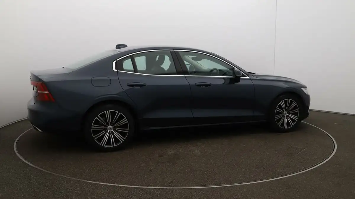 2021-volvo-s60-20-b5-inscription-big-48
