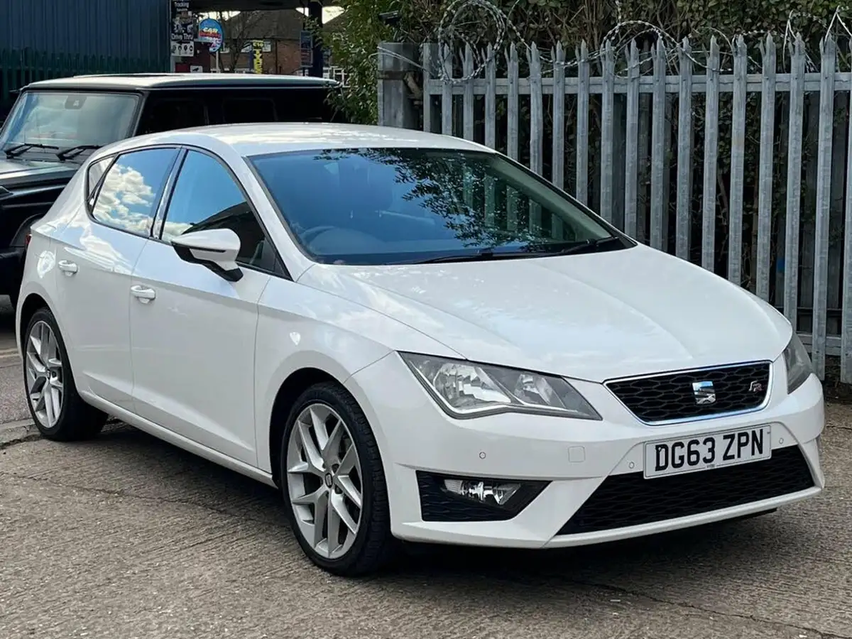 2013-seat-leon-14-fr-140ps-ss-hatchback-5d-big-0