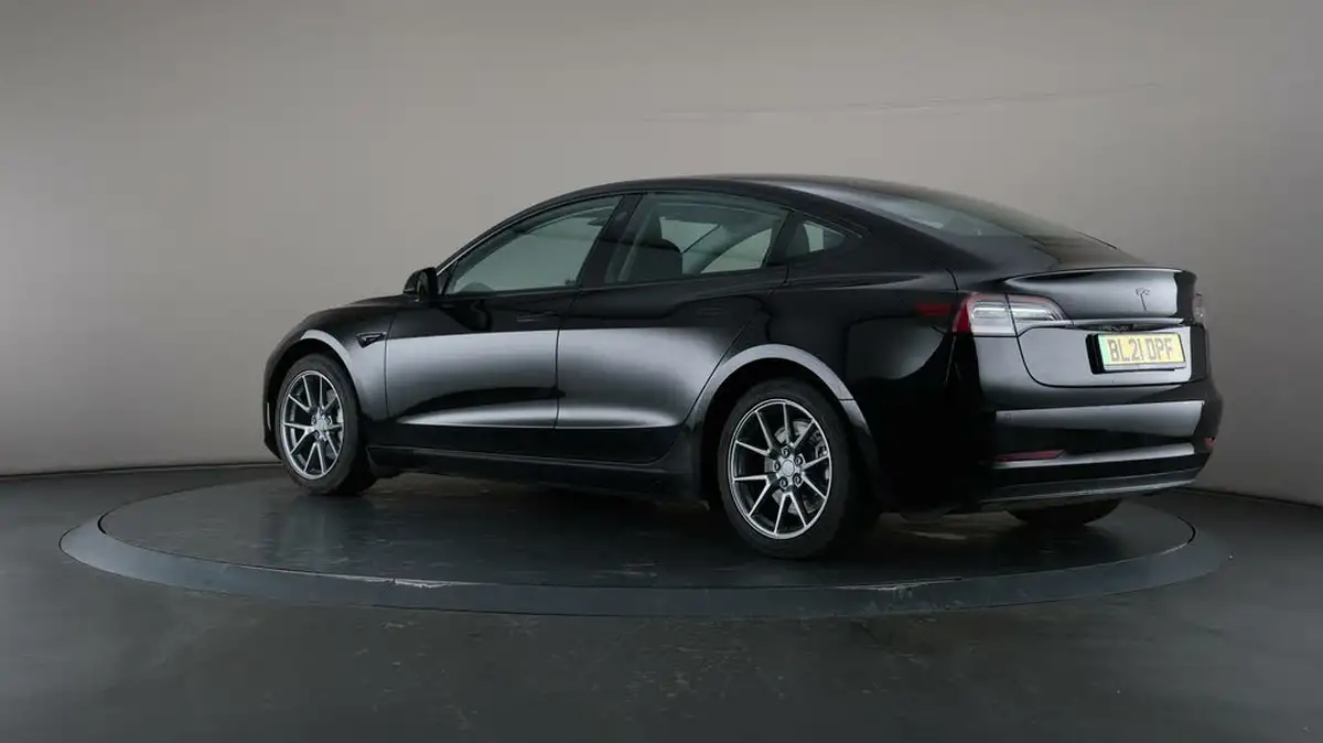 2021-tesla-model-3-e-long-range-4x4-big-71