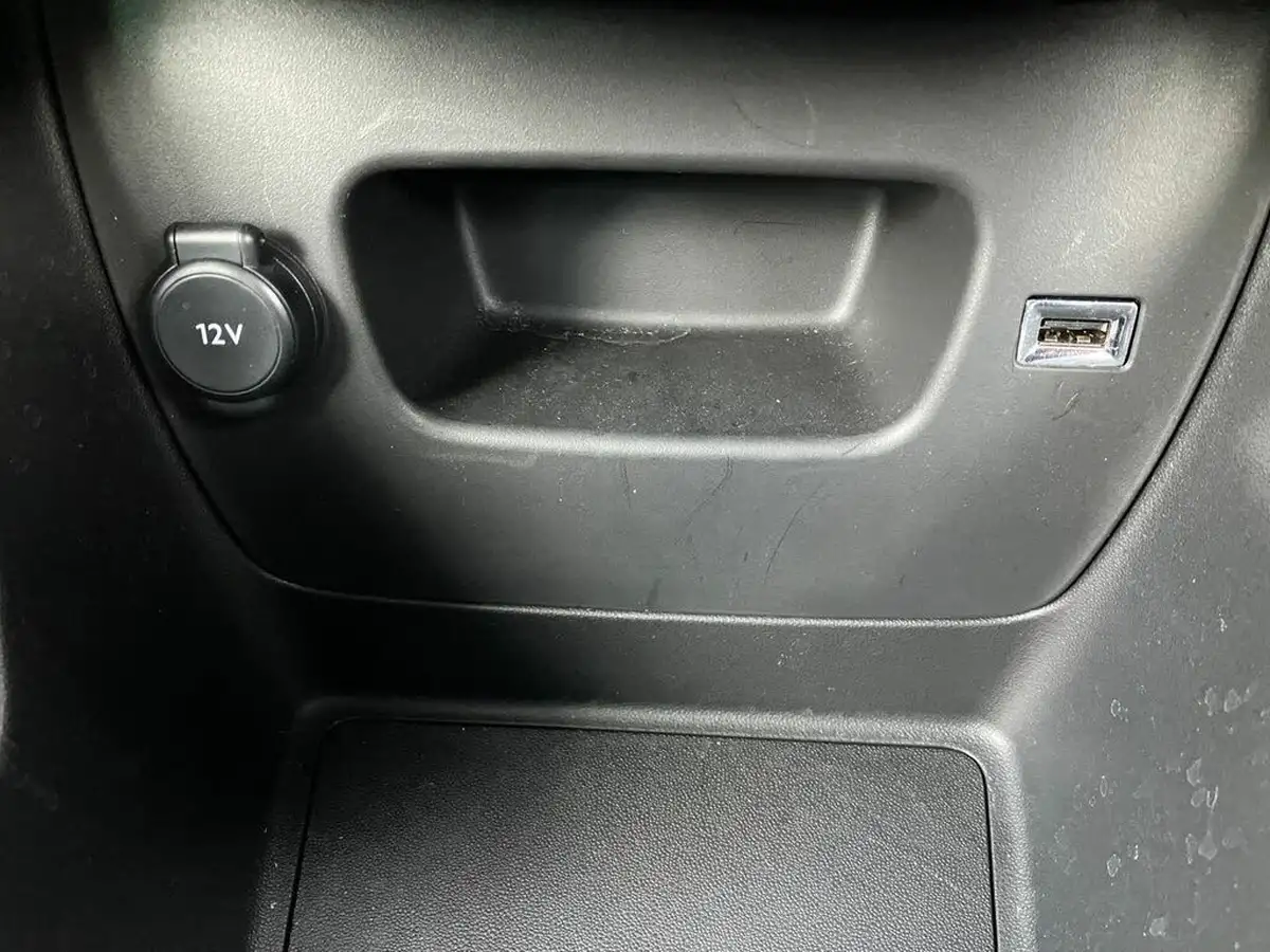 2023-citroen-c3-aircross-12-puretech-shine-110ps-big-32
