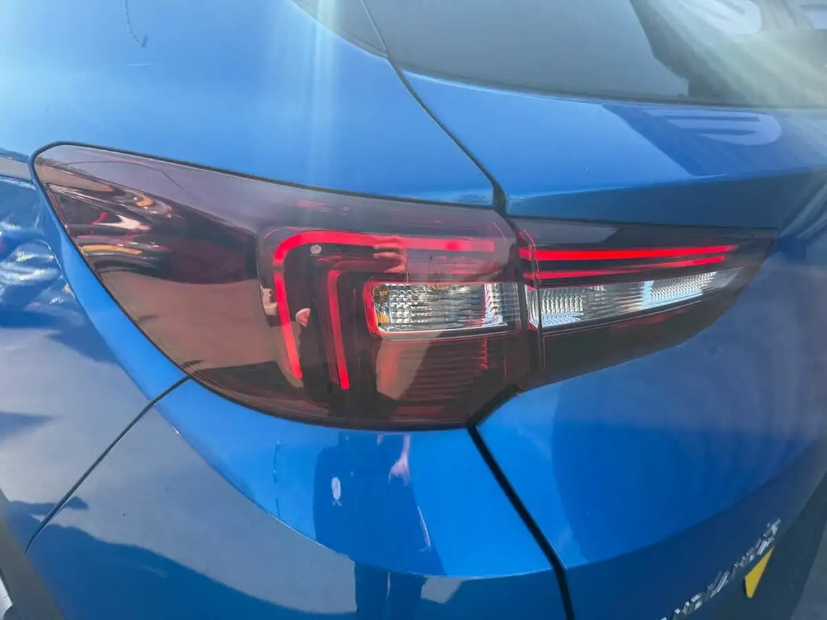 2019-vauxhall-grandland-x-15td-elite-nav-ss-blueinjection-big-14