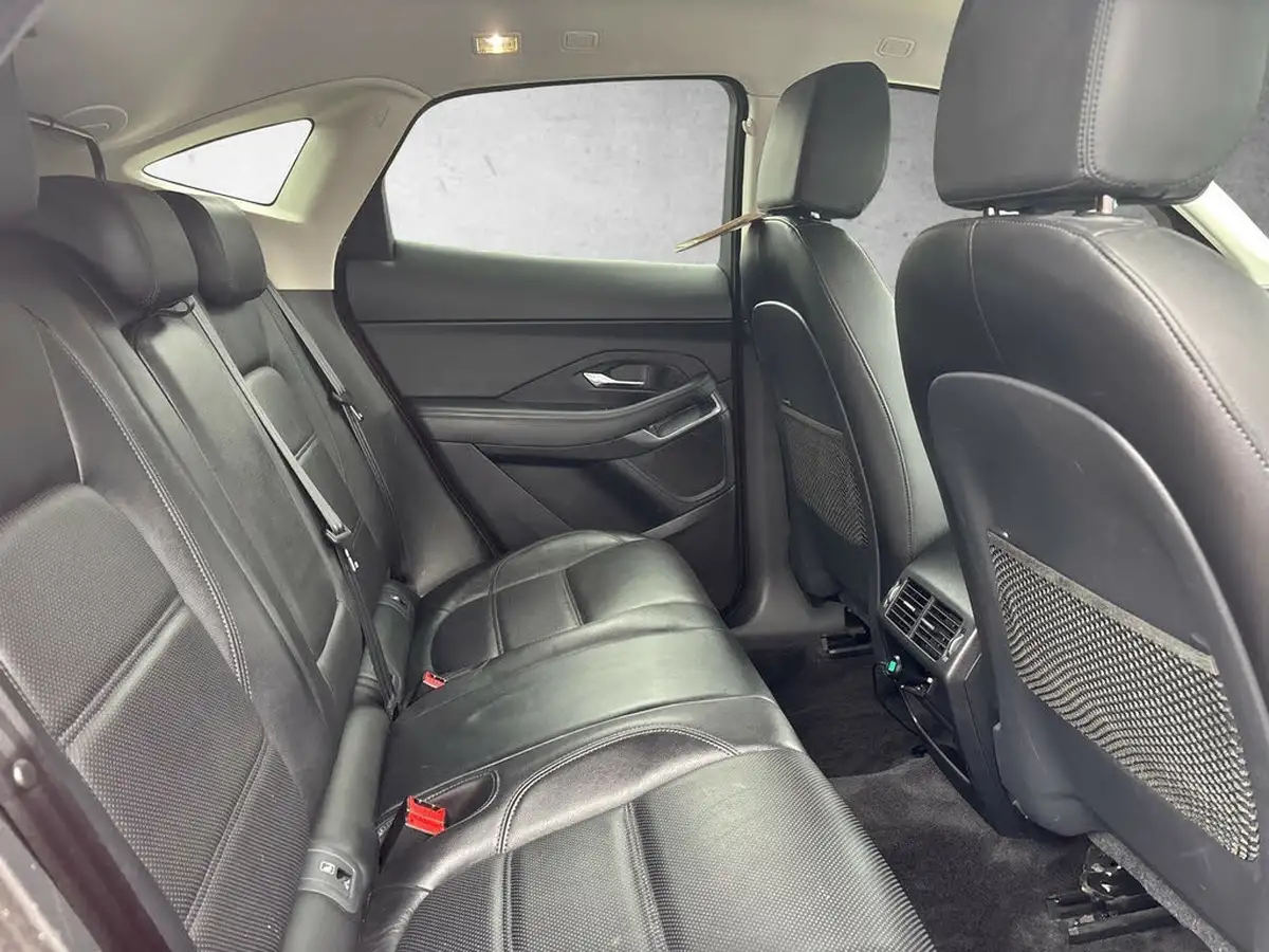 2019-jaguar-e-pace-20-i4d-s-big-11