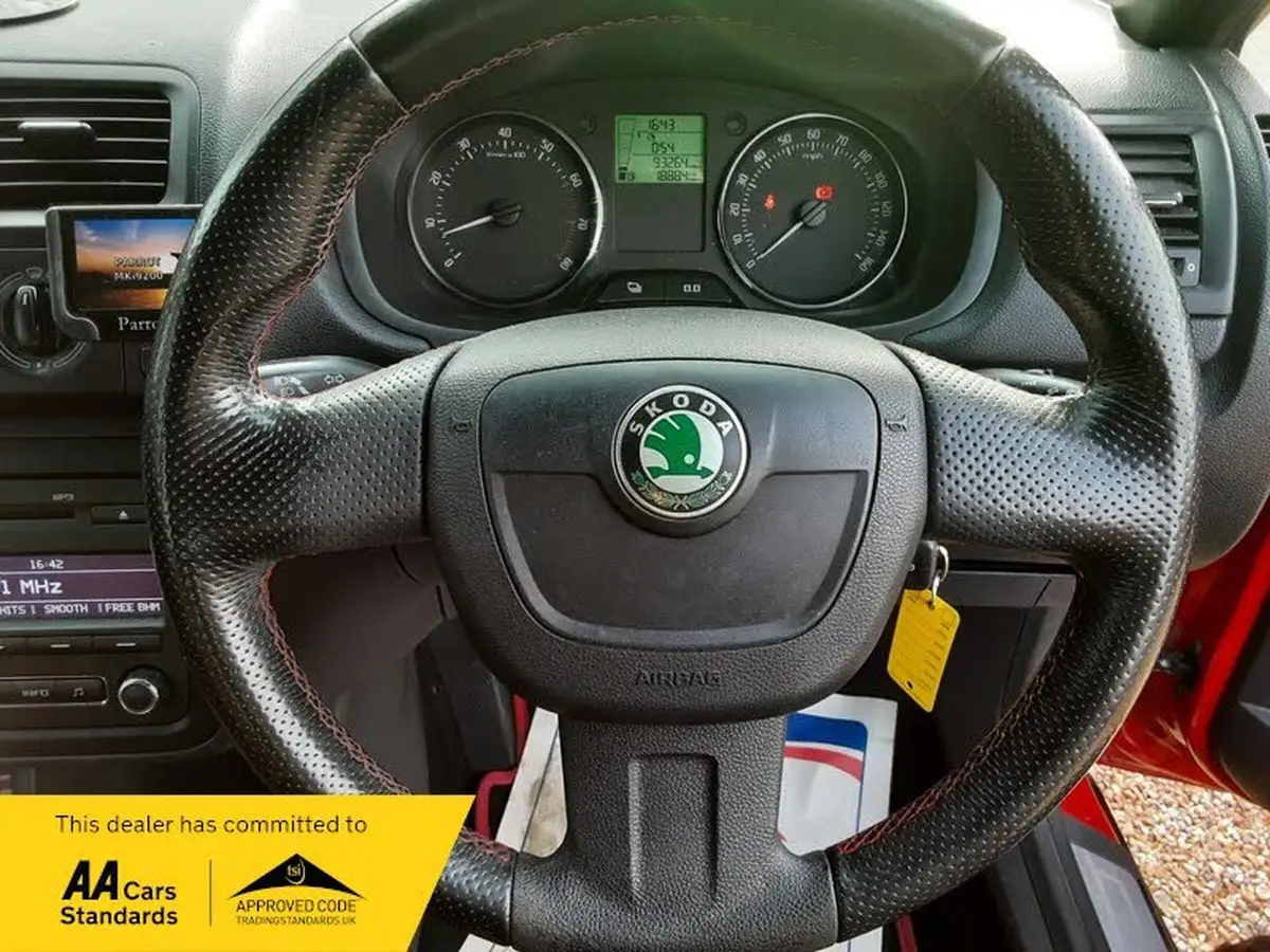 2011-skoda-fabia-12-monte-carlo-tsi-105bhp-1197cc-big-13