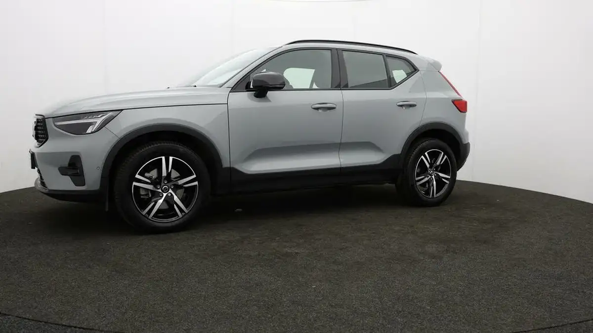 2023-volvo-xc40-20-b3-plus-big-61