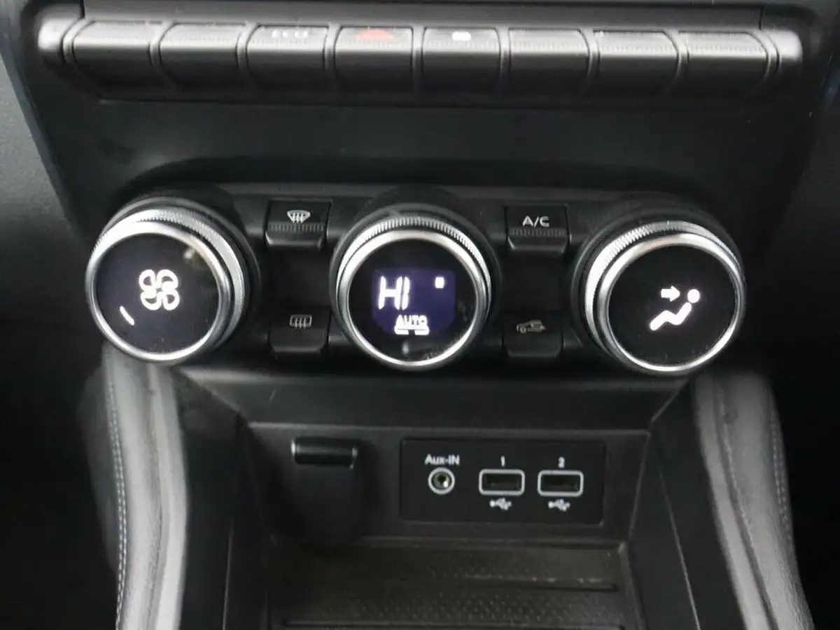 2021-renault-zoe-e-iconic-110ps-r110ev50-rapid-charge-big-21