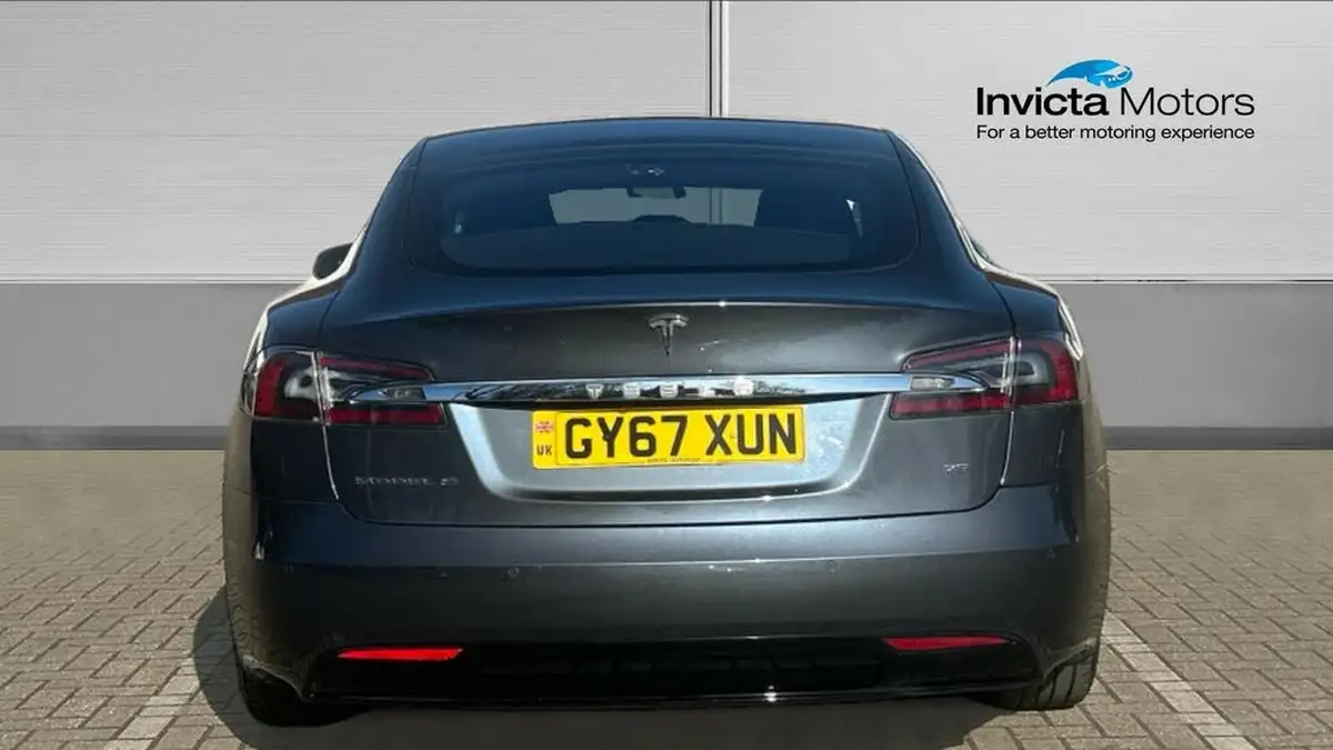 2017-tesla-model-s-e-75-235kw-big-3