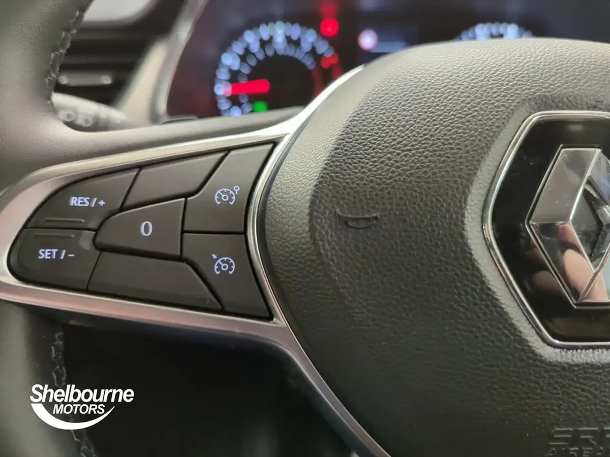 2021-renault-captur-13-tce-iconic-edition-edc-auto-big-22