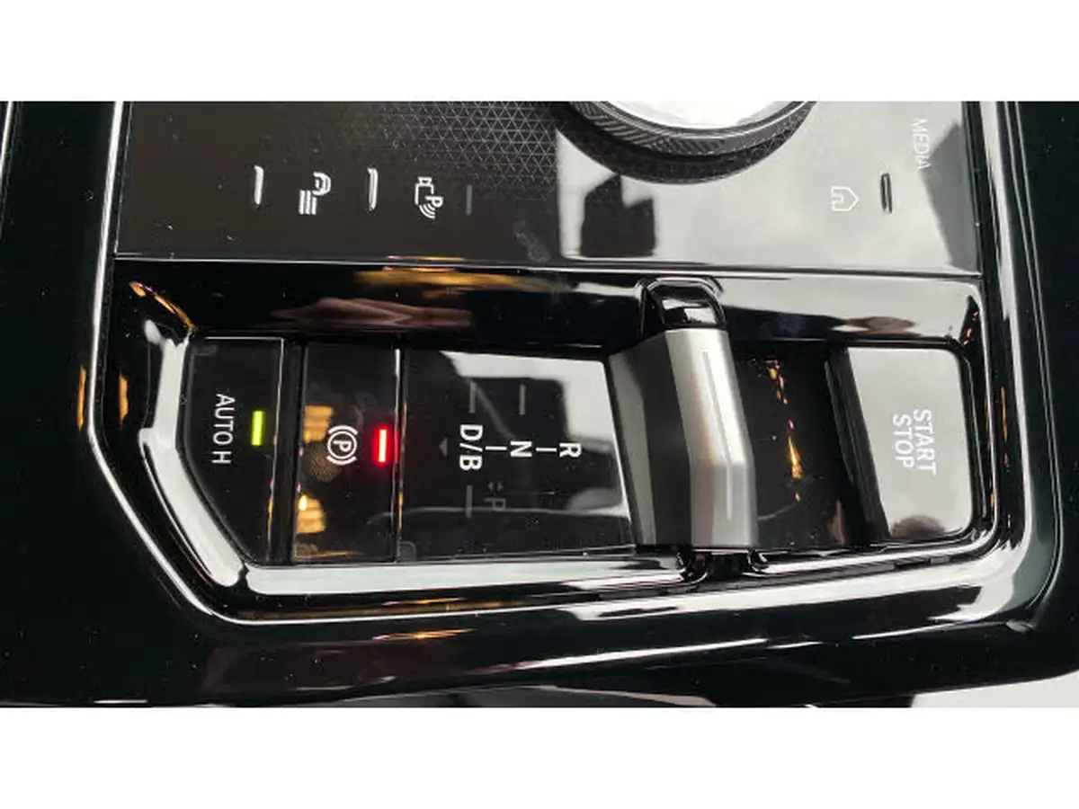 2024-bmw-5-series-e-i5-edrive40-m-sport-saloon-4d-big-18