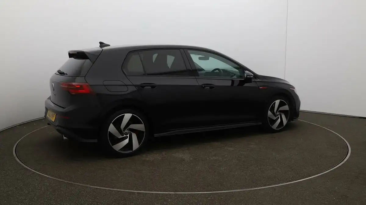 2022-volkswagen-golf-20-tsi-gti-dsg-big-51